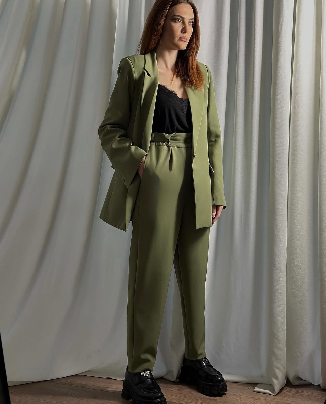 Kostum Oversize