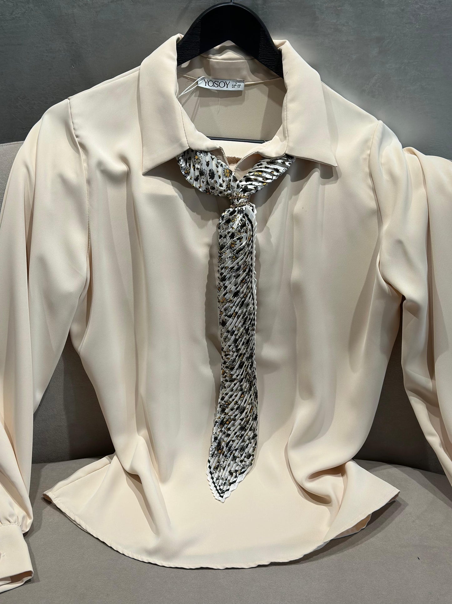 Bluze-kemishe me shall