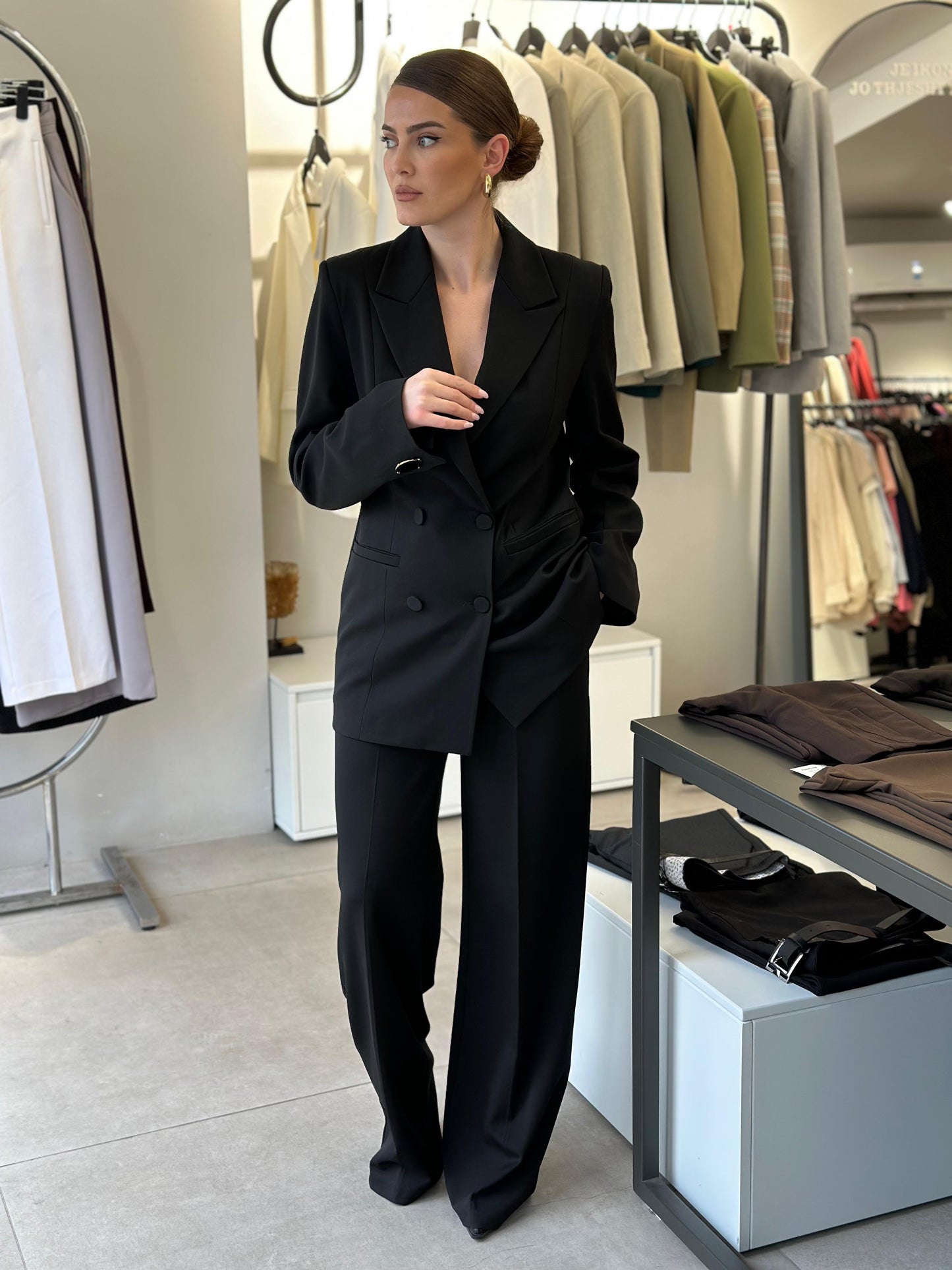 Kostum me 4 kopsa “NOX”