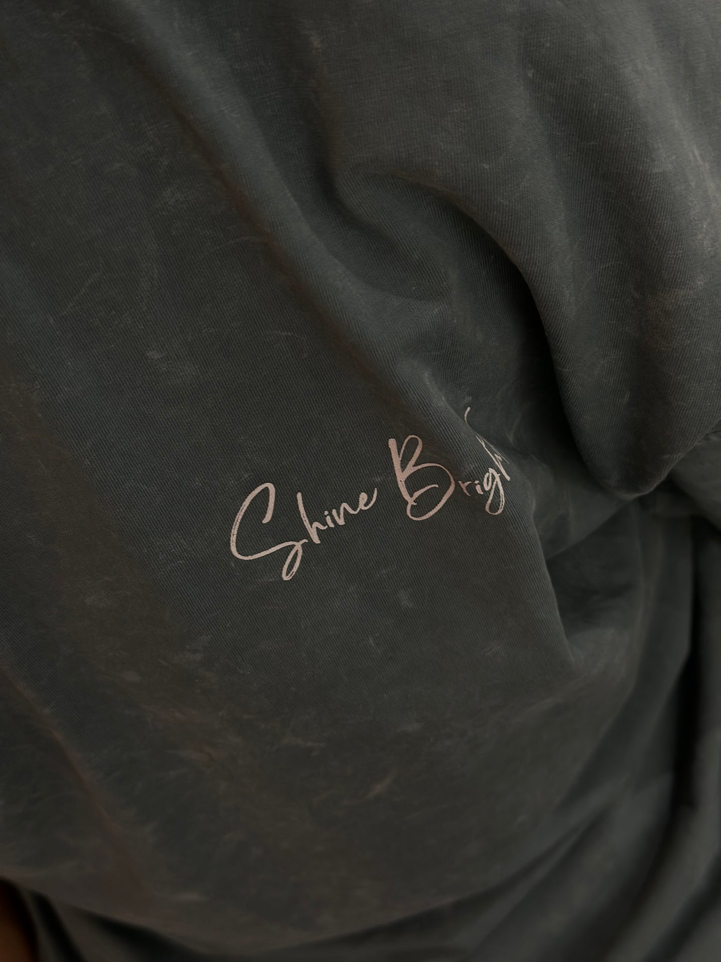 Tshirt Oversize & Unisex “Shine Bright”