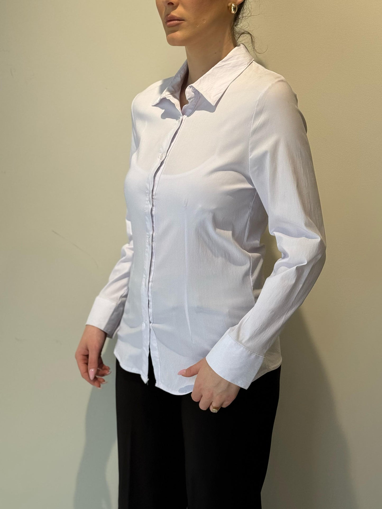 Kemishe e bardhë slim fit