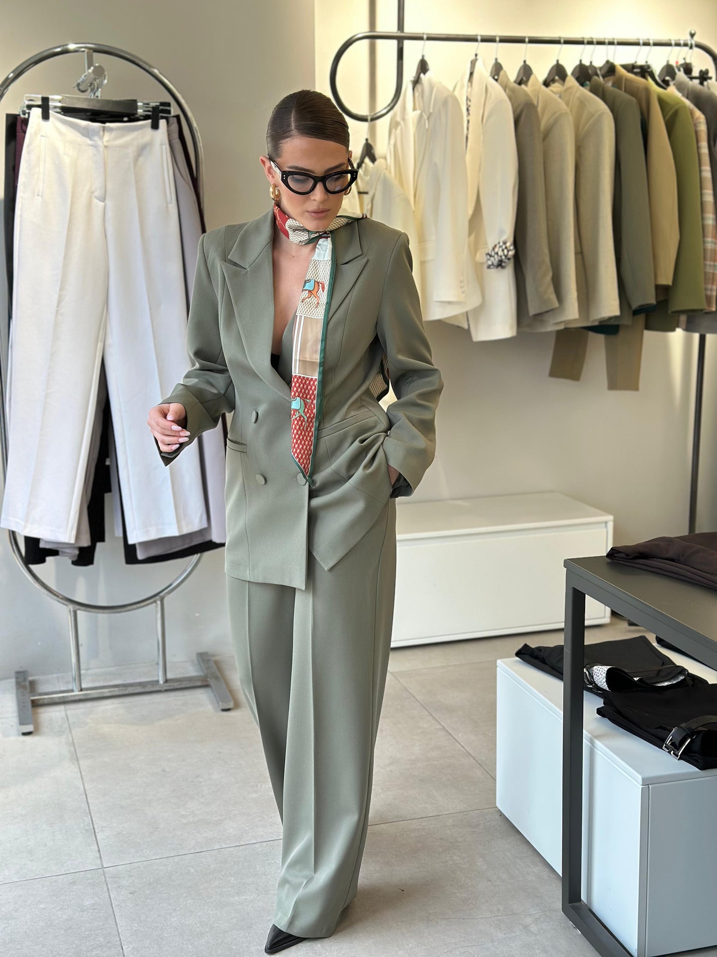 Kostum me 4 kopsa “NOX”