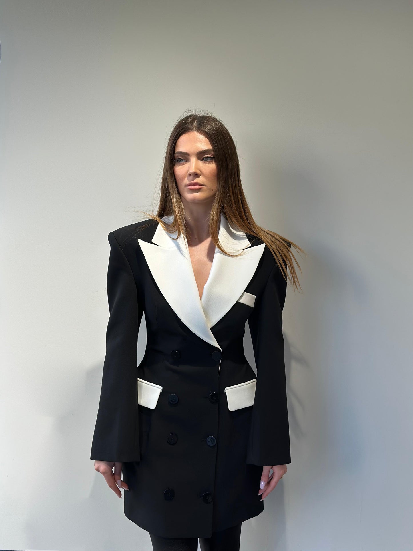 Fustan Xhakete “Couture Tux”