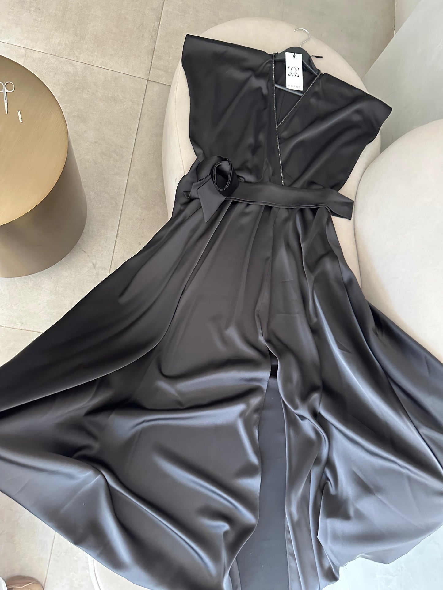 Fustan black “Flow”