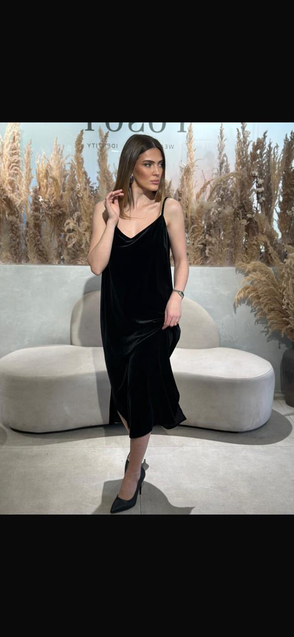 Fustan “Velvet Ease”