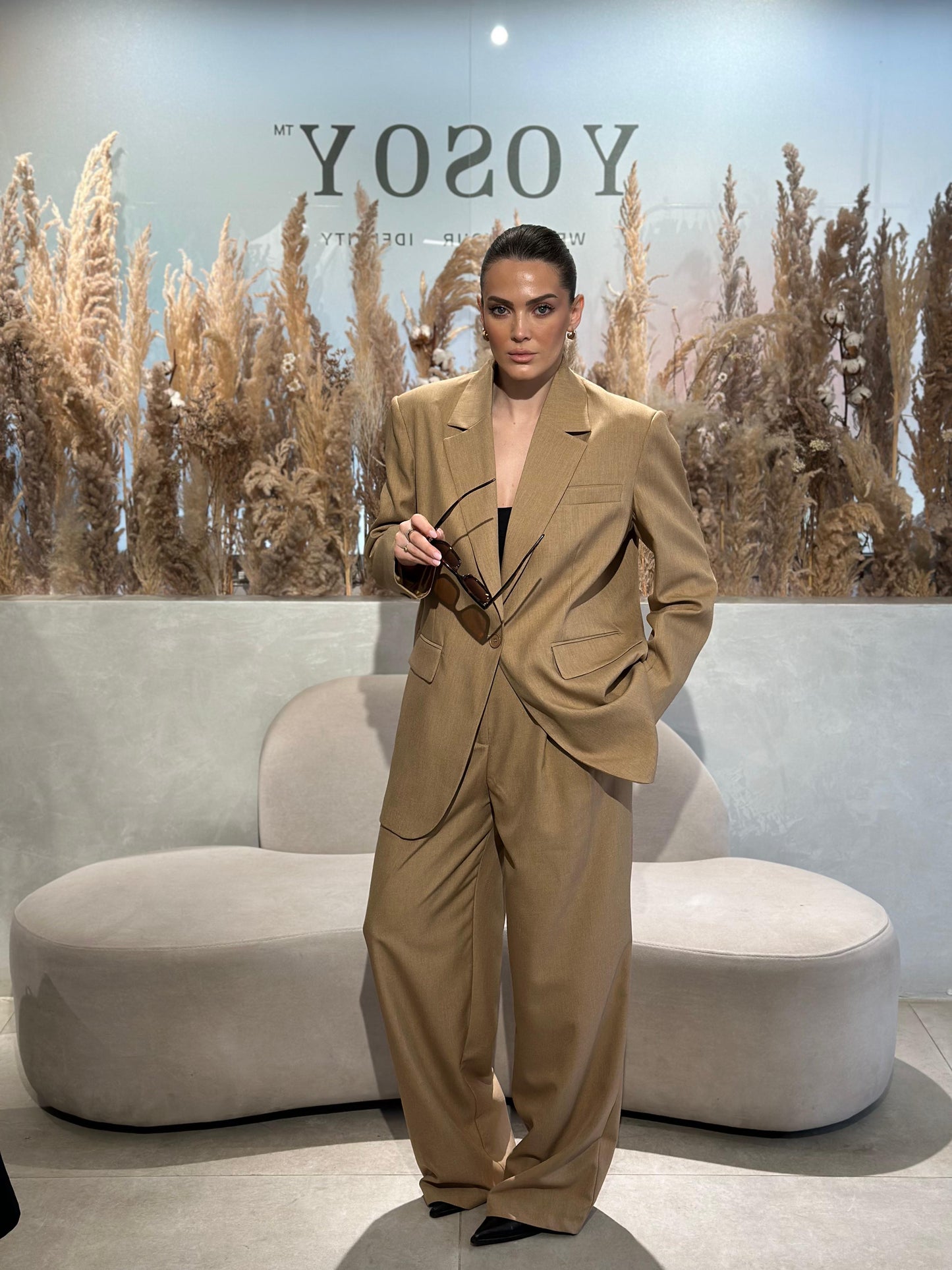 Kostum Oversize “Edge”