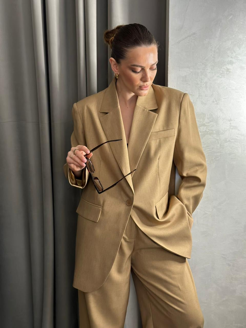 Kostum Oversize “Edge”