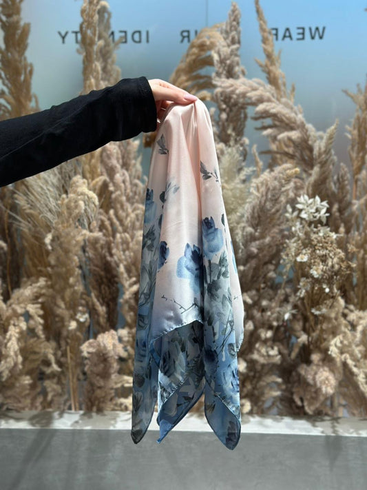 Shalli “Blue Canvas”