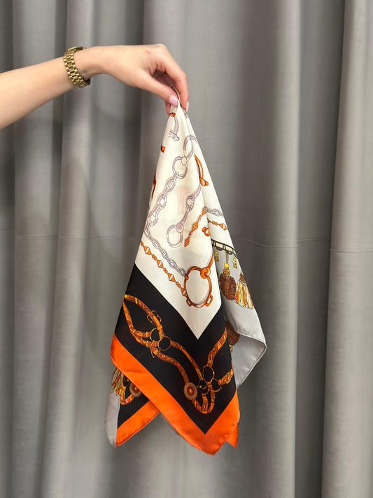 Shalli “Golden Links”