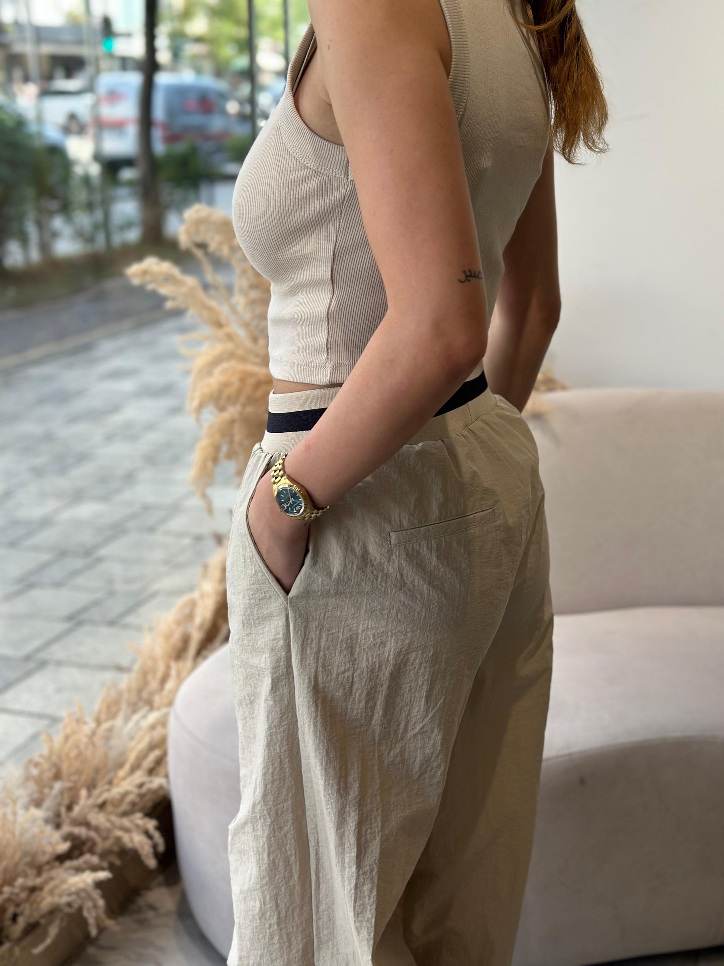 Pants beige parachute