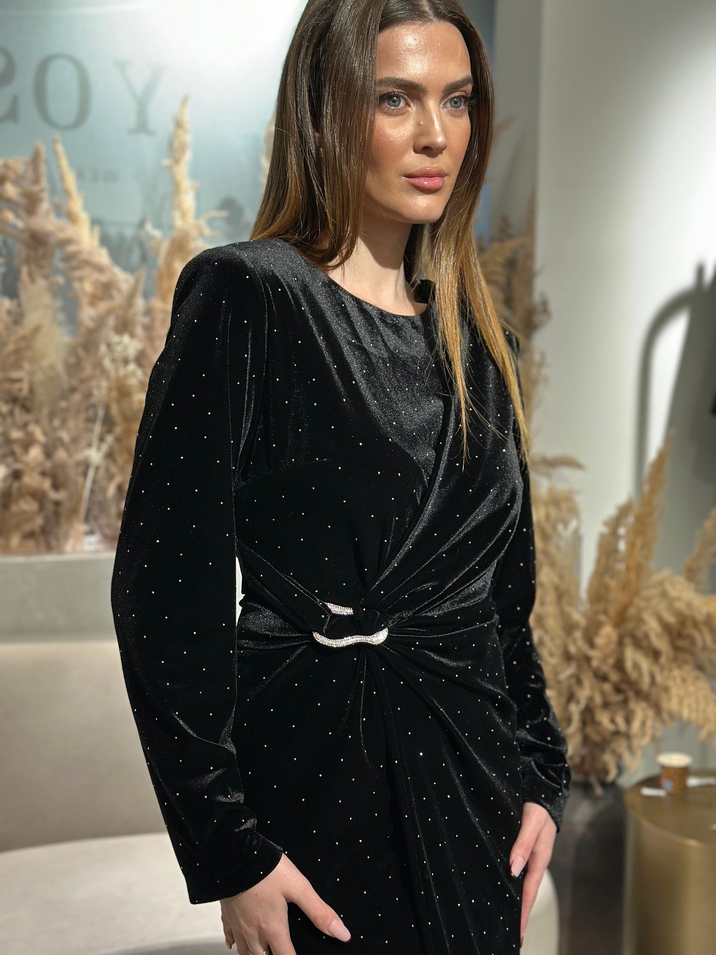 Fustan “Velvet Glow”