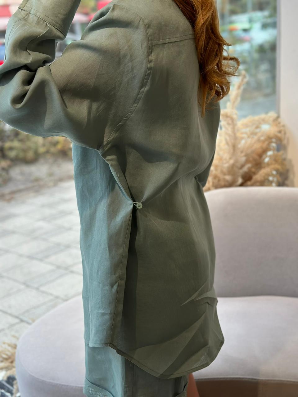Kemishe Lino “Aura”